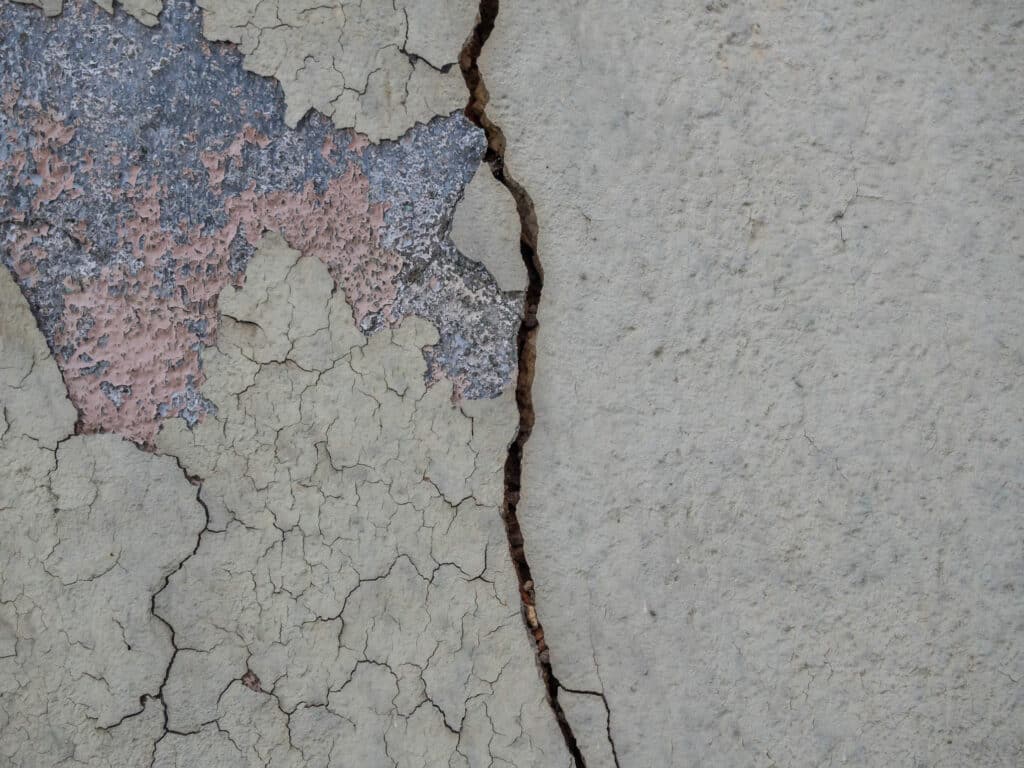 fissure maison lyon couvreur 69 Naveri Père et fils