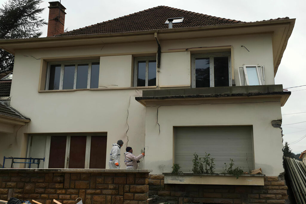 ravalement façade lyon Naveri Pere et fils