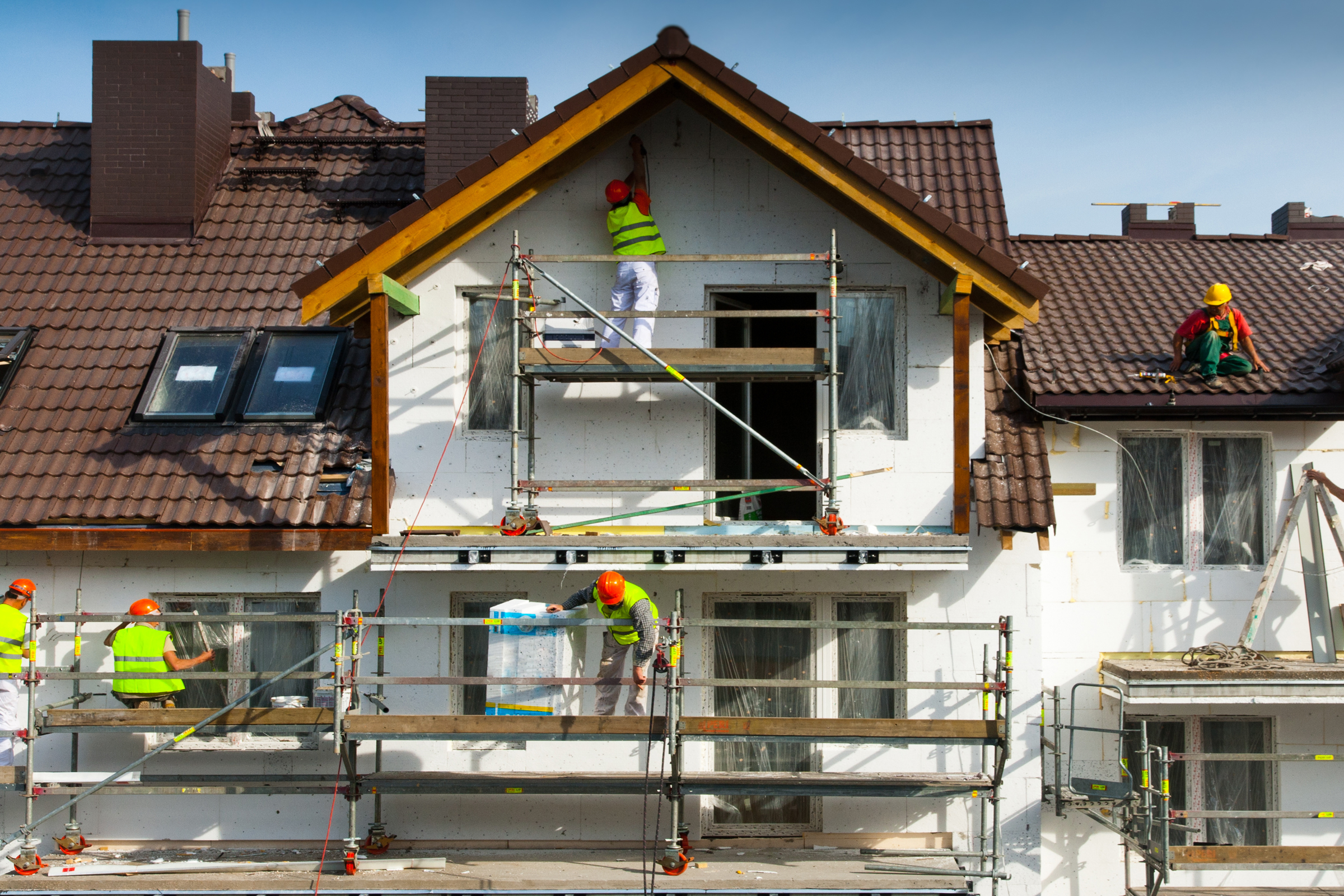 rénovation façade Lyon couvreur 69 Naveri Père et fils