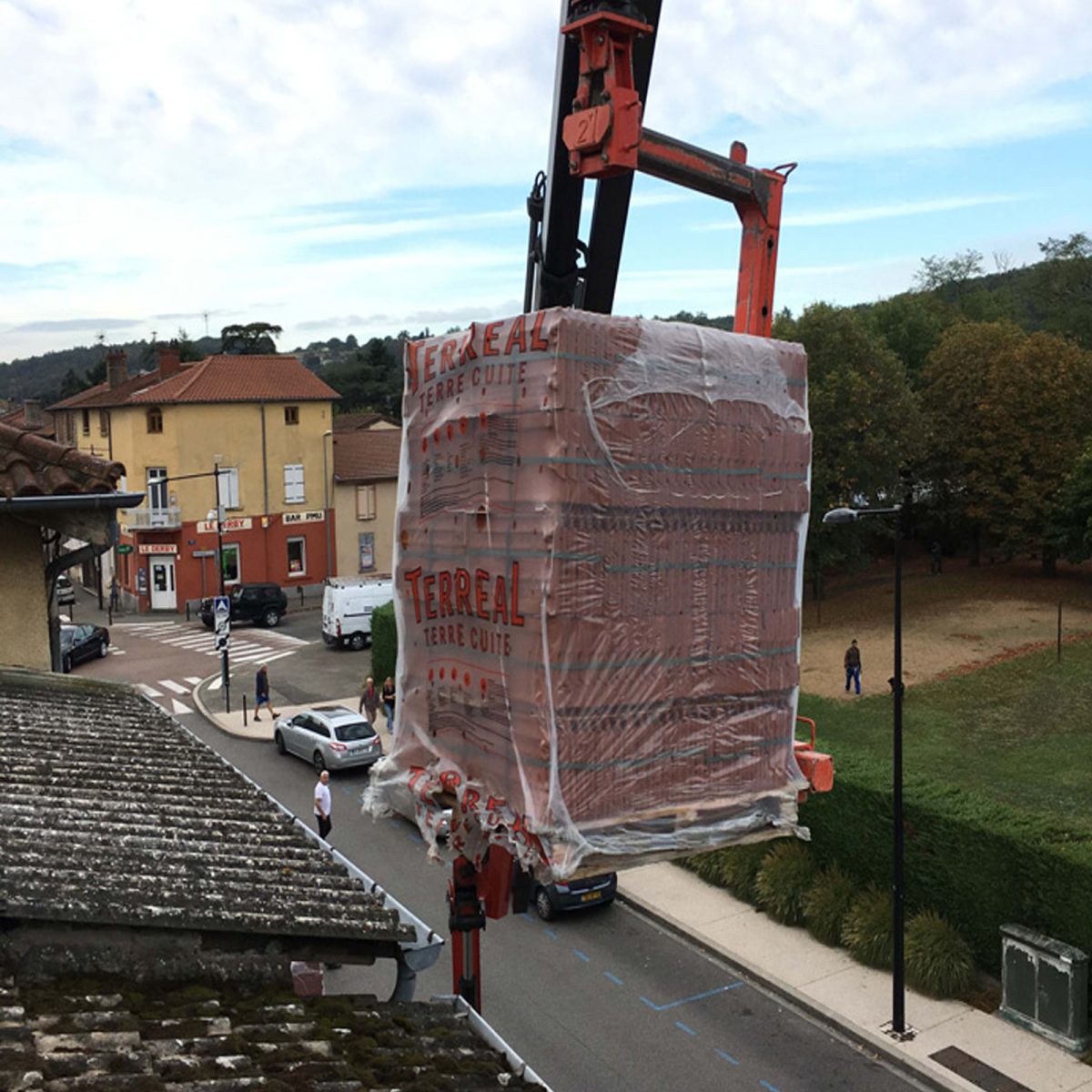 travaux toiture lyon Naveri Pere et fils